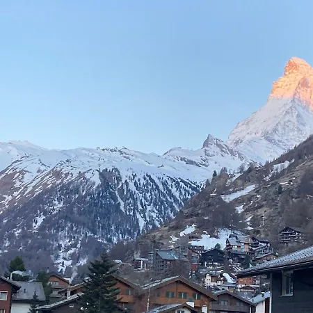 Apartment Matterhorn View Apartment, Two Bedrooms Zermatt