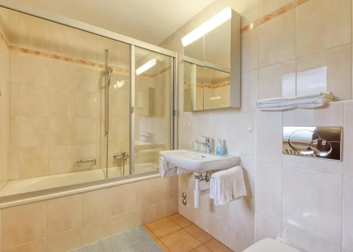 Apartment Two Bedroom Apartment - Matterhorn view *