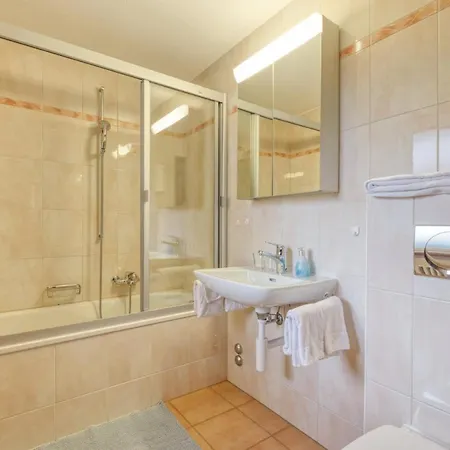 Apartment Two Bedroom - Matterhorn View *